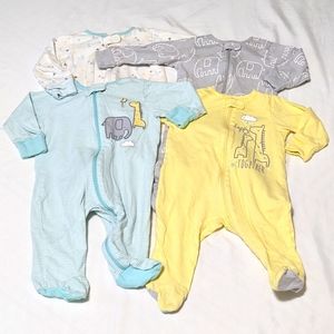 4pc 0-3mo Gerber Footie Onesies - Cute!